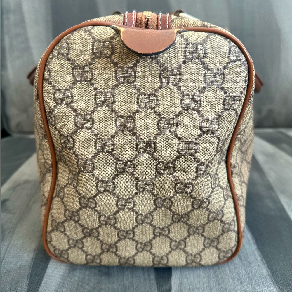 Pre-loved Authentic Gucci Vintage GG Supreme Medium Joy Boston Bag - Picture 7 of 16
